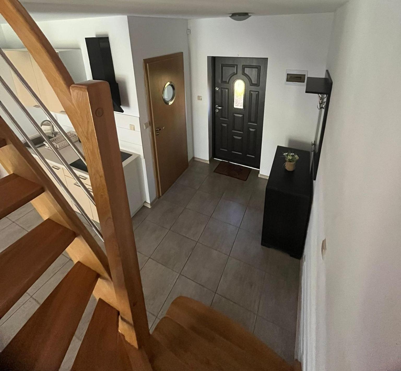 Apartamenty Adrenja Рови Екстериор снимка